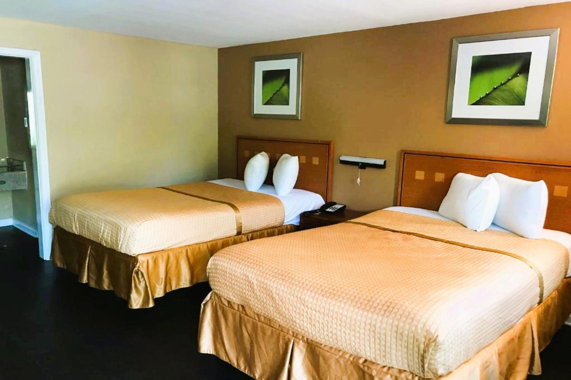Oyo Hotel Tallahassee Downtown Εξωτερικό φωτογραφία